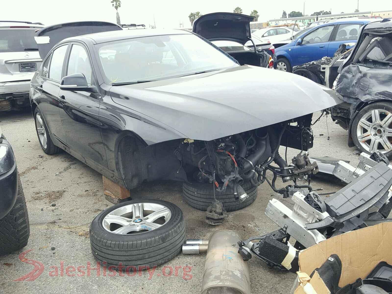2013 BMW 3 SERIES — VIN WBA3A5C58DF353133