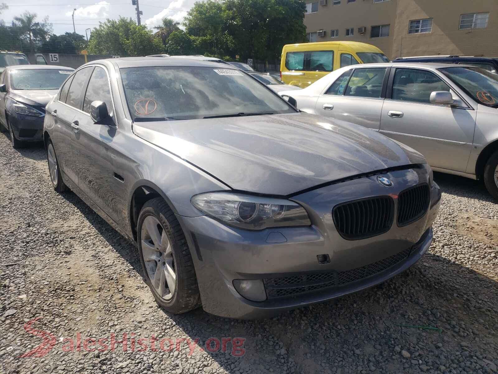 2011 BMW 5 SERIES — VIN WBAFR1C52BC737647