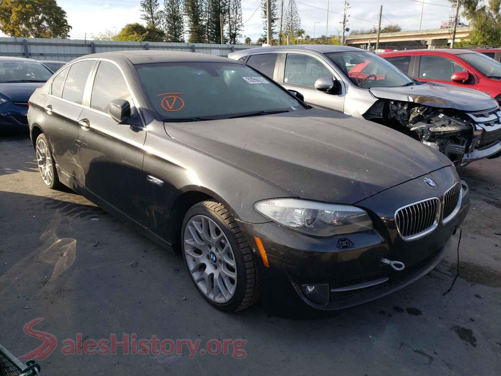 2013 BMW 5 SERIES — VIN WBAFR7C51DC820217