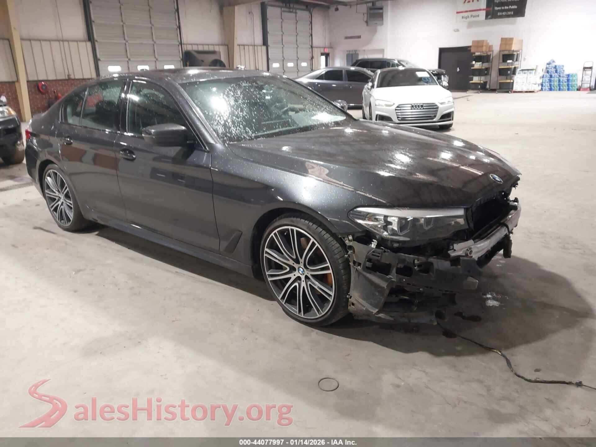 2019 BMW 540I — VIN WBAJE5C51KWW16717