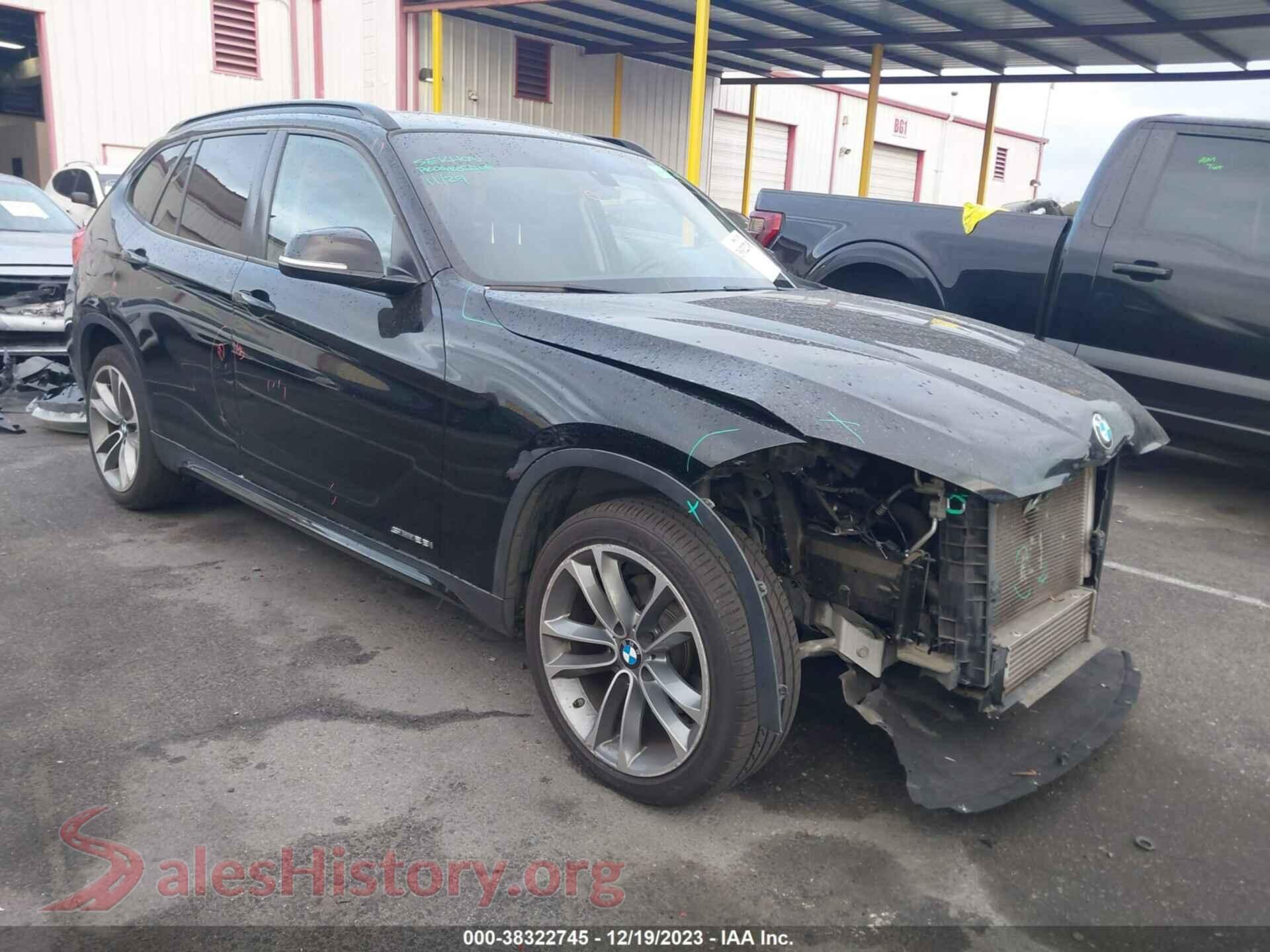 2014 BMW X1 — VIN WBAVM1C55EVW50358