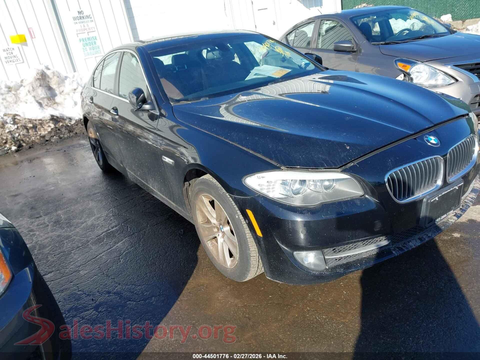 2013 BMW 528I — VIN WBAXH5C58DD111600