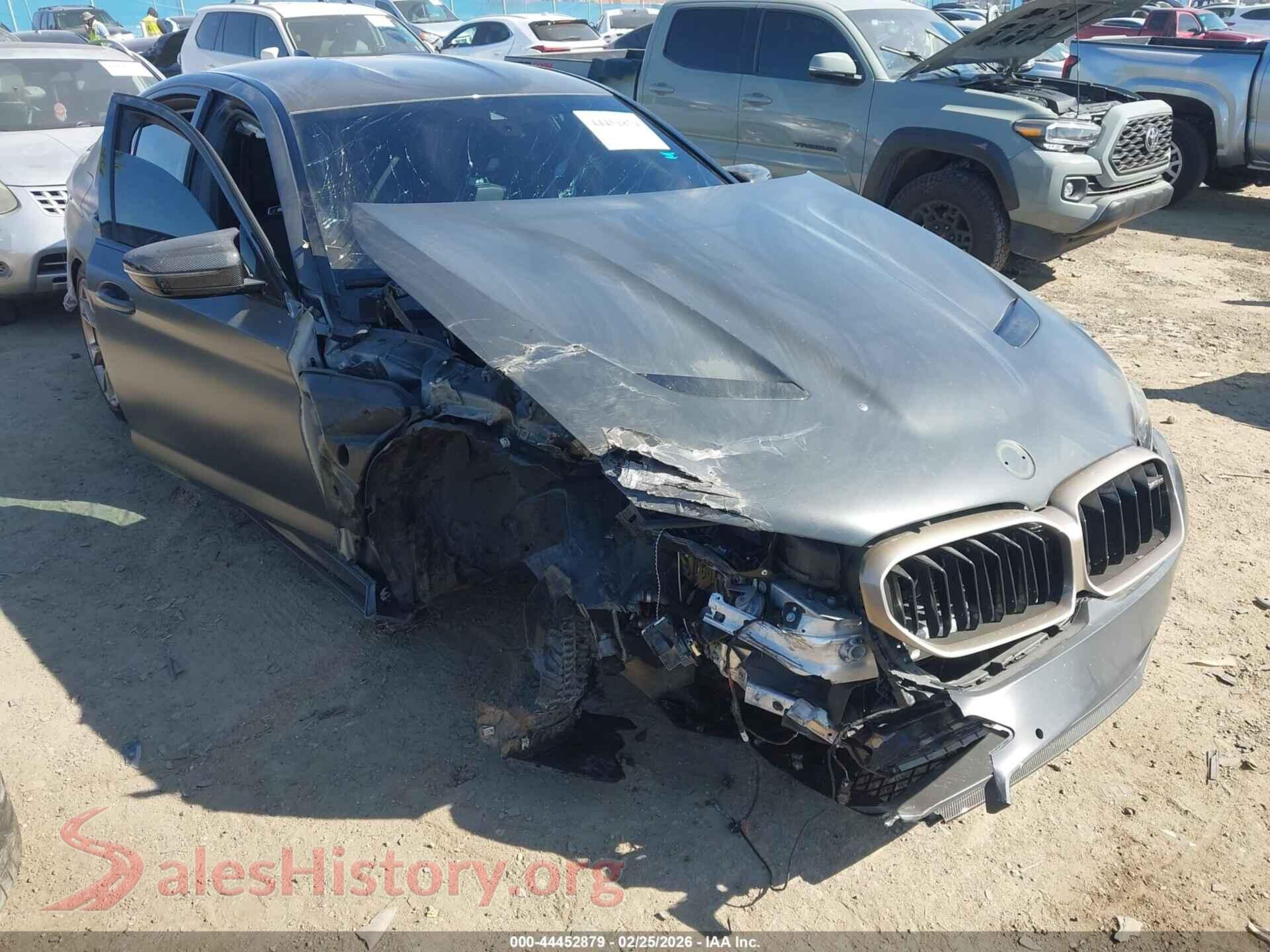 2022 BMW M5 — VIN WBS73CH06NCJ05135