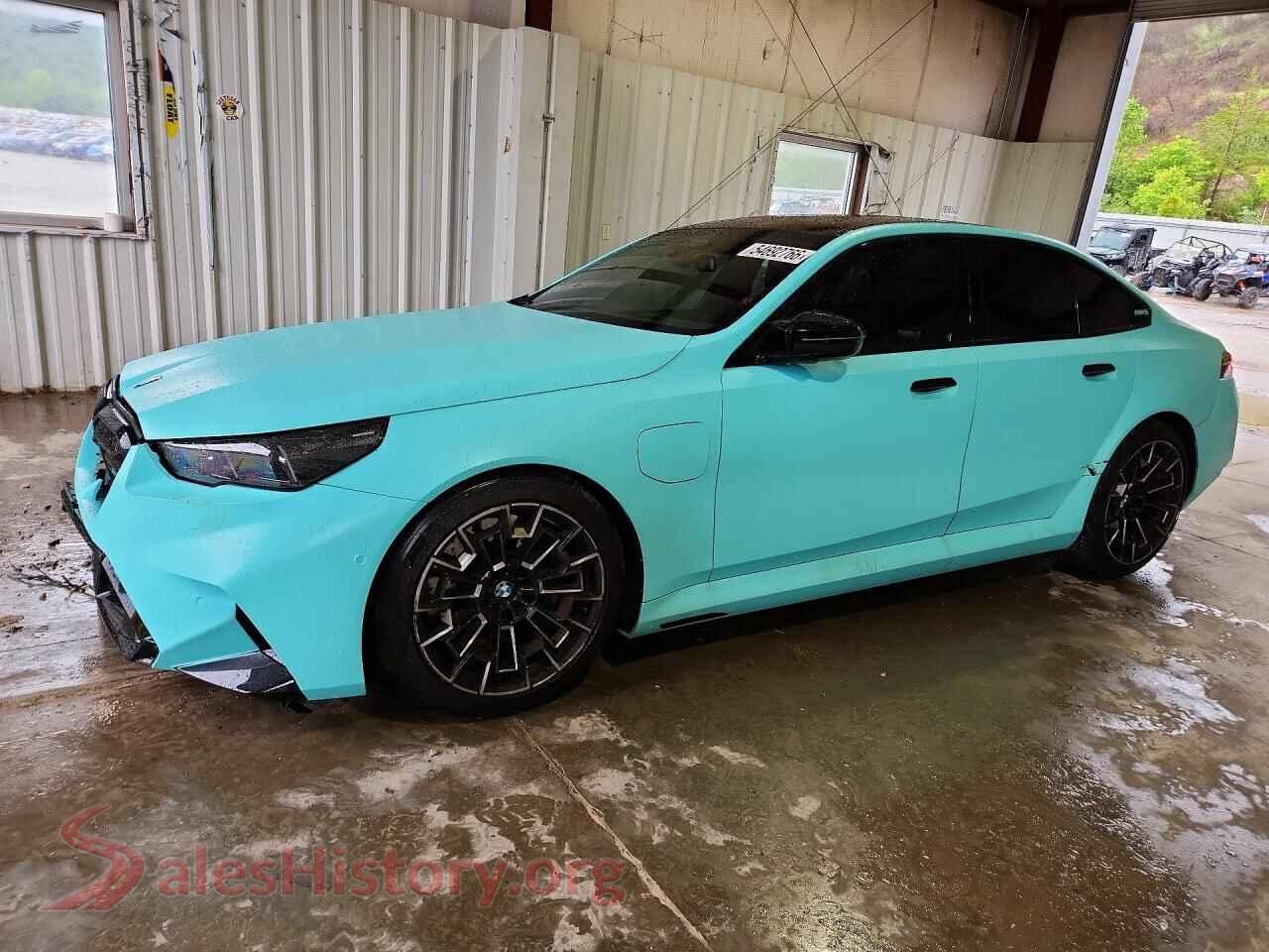 2025 BMW M5 — VIN WBS83FK02SCU40077