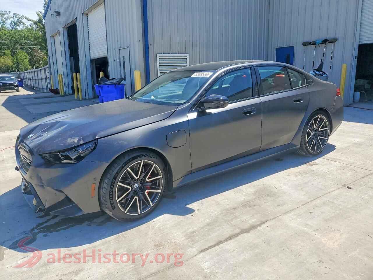 2026 BMW M5 — VIN WBS83FK08TCX42023