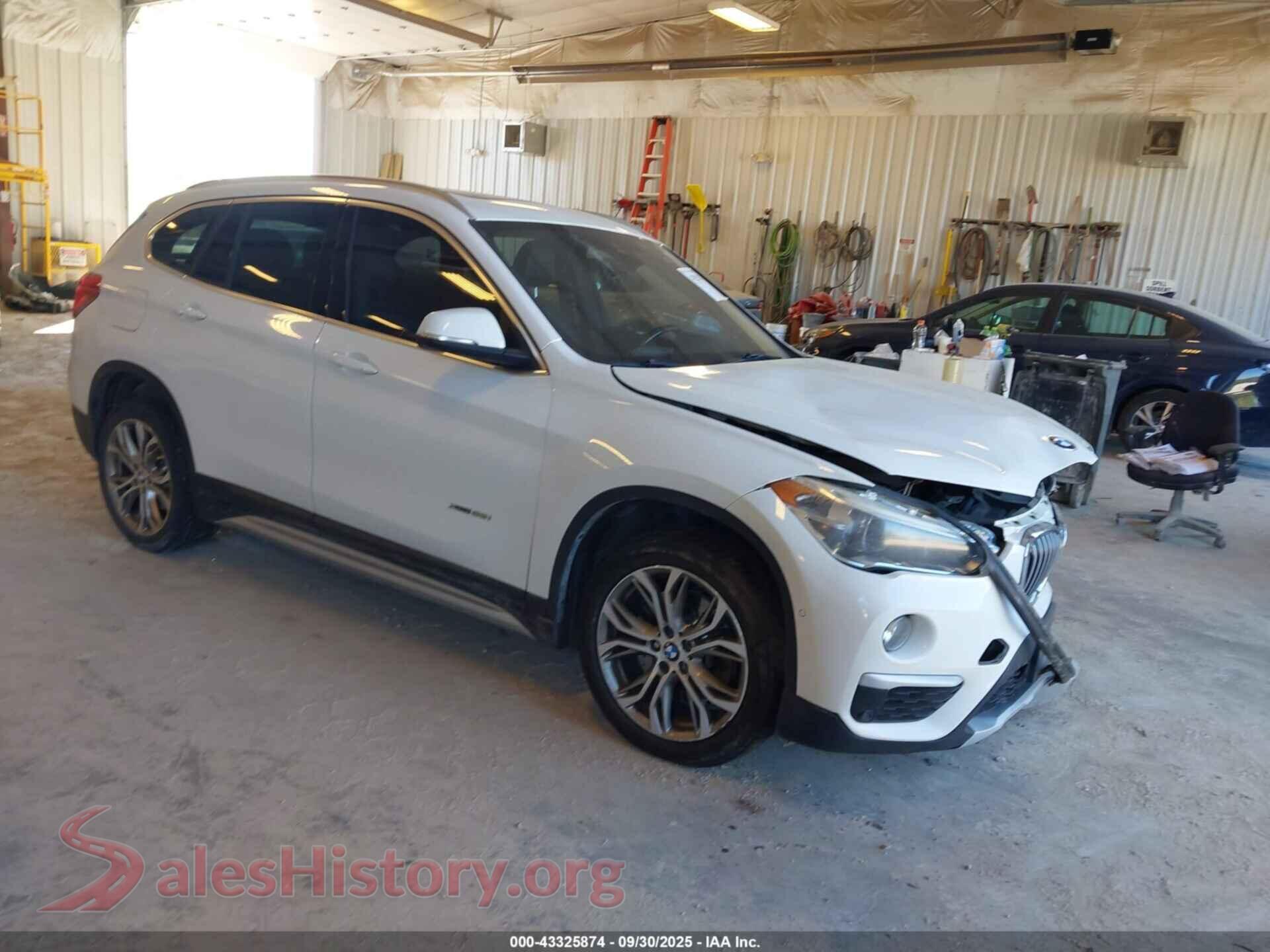 2017 BMW X1 — VIN WBXHT3C37H5F72558