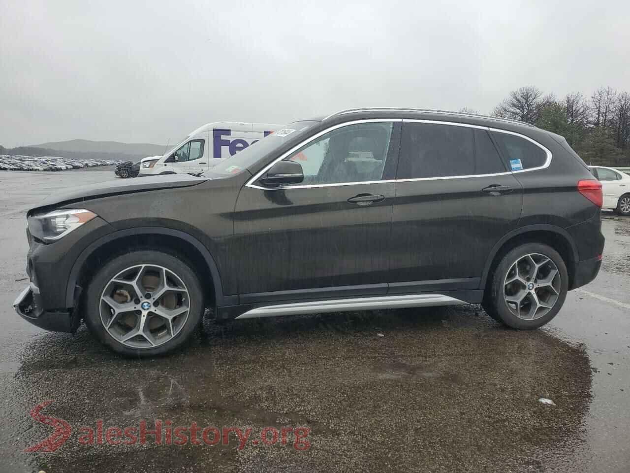 2018 BMW X1 — VIN WBXHT3C3XJ5L34271