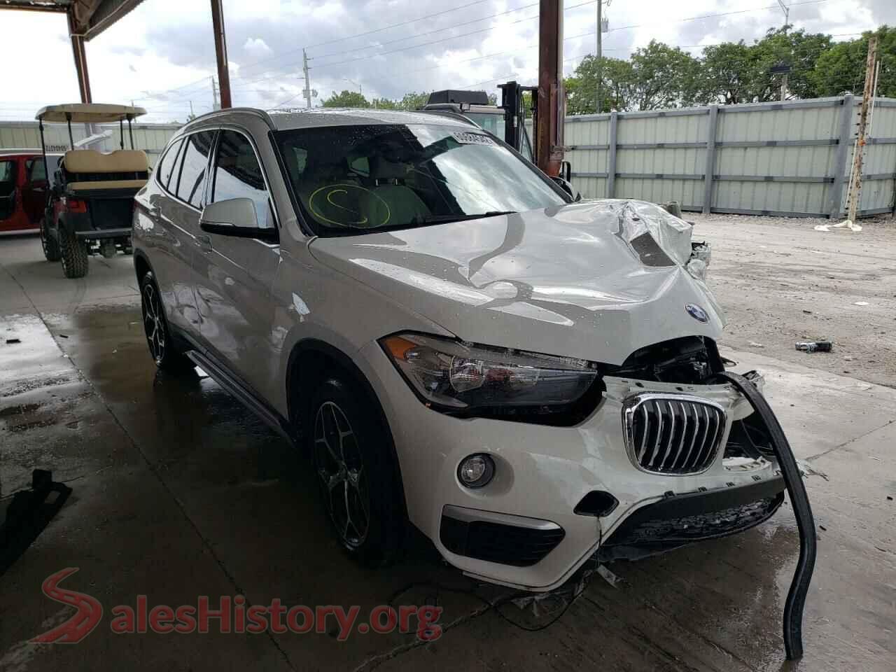 2019 BMW X1 — VIN WBXHU7C55K5L10239