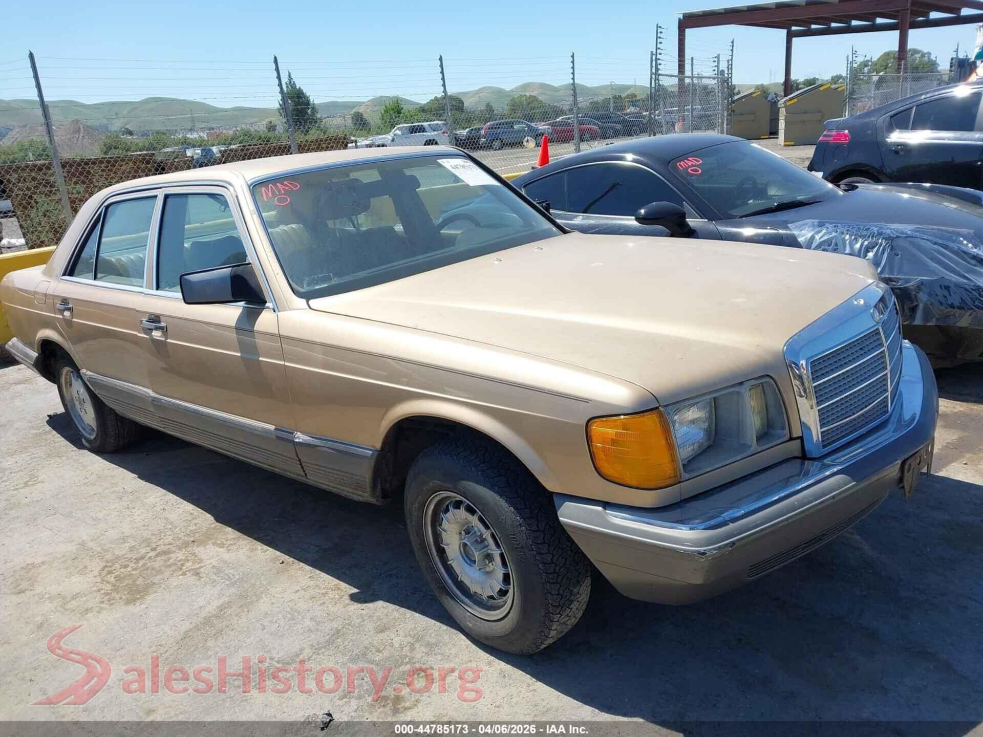 1985 MERCEDES-BENZ 380 — VIN WDBCA32C3FA151998