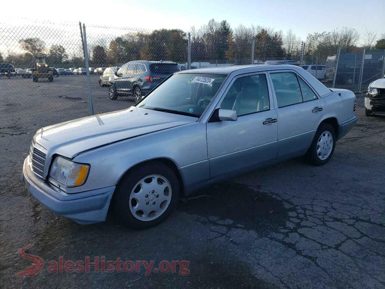 1994 MERCEDES-BENZ E-CLASS — VIN WDBEA32EXRC111131