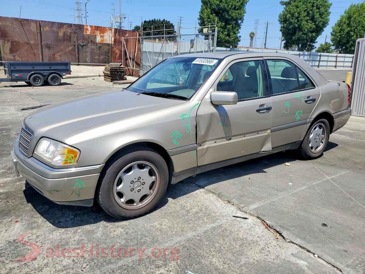 1997 MERCEDES-BENZ C-CLASS — VIN WDBHA23E4VF512284
