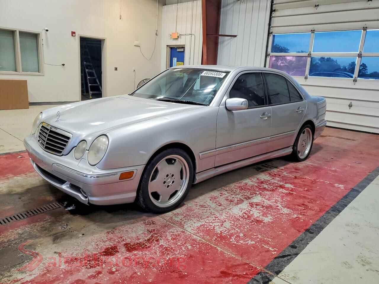 2001 MERCEDES-BENZ E-CLASS — VIN WDBJF74JX1B282408