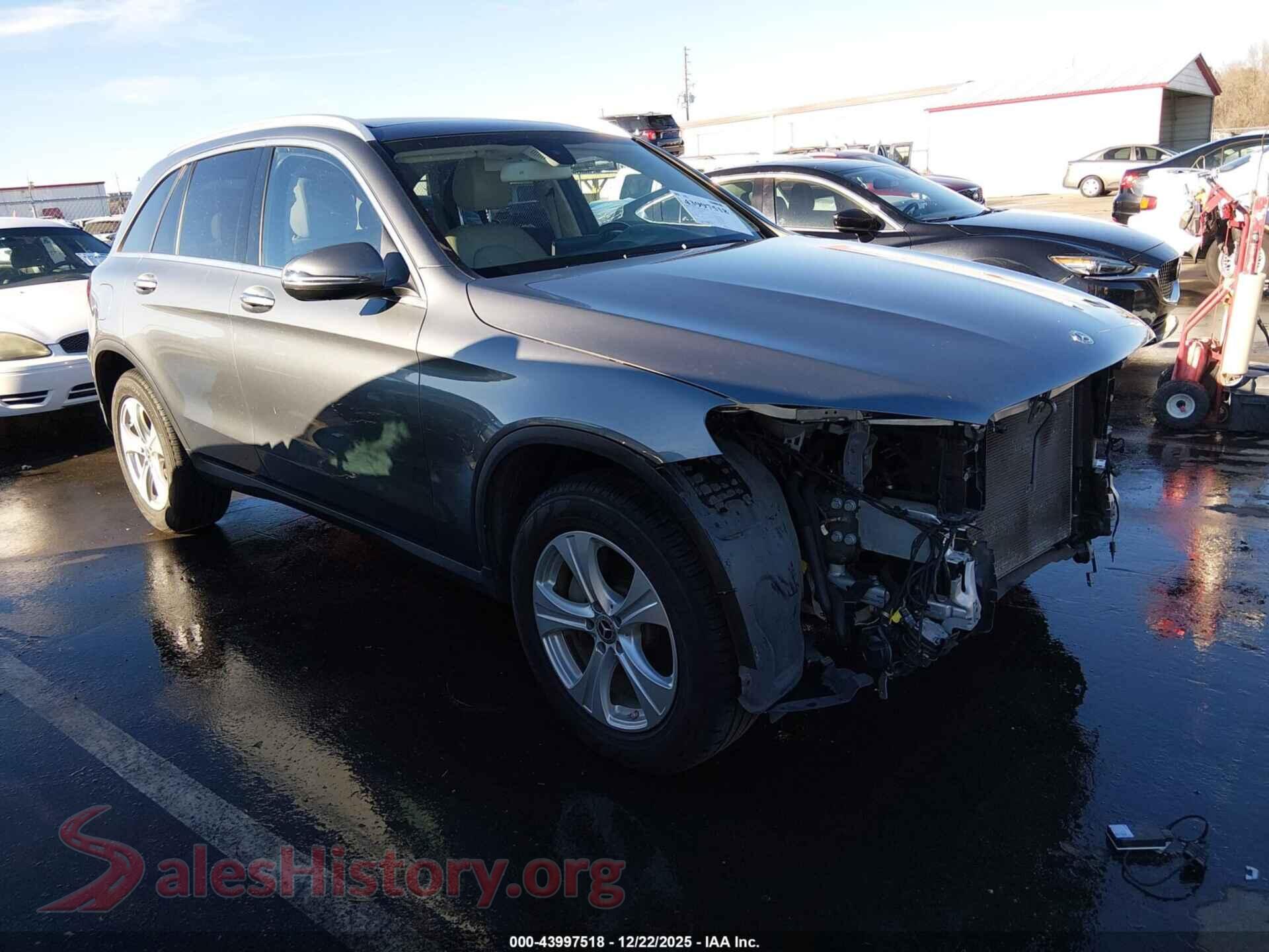 2018 MERCEDES-BENZ GLC 300 — VIN WDC0G4JB1JV048284
