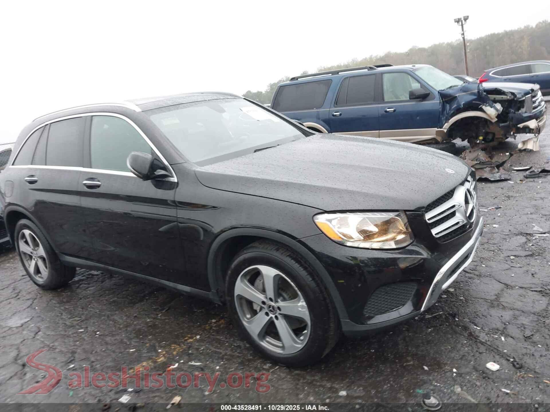 2017 MERCEDES-BENZ GLC 300 — VIN WDC0G4JB5HV013449