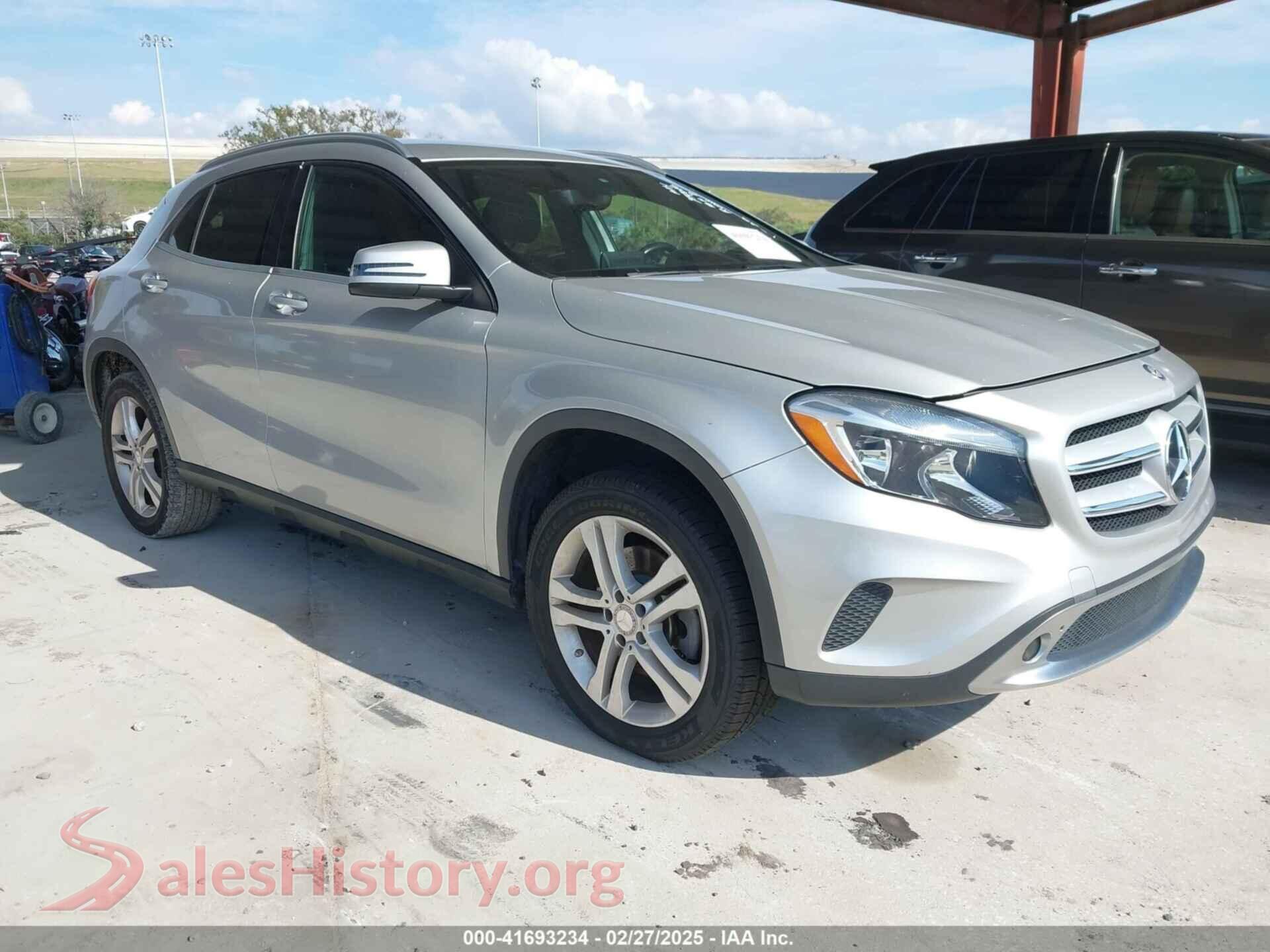 2016 MERCEDES-BENZ GLA 250 — VIN WDCTG4EB8GJ214016
