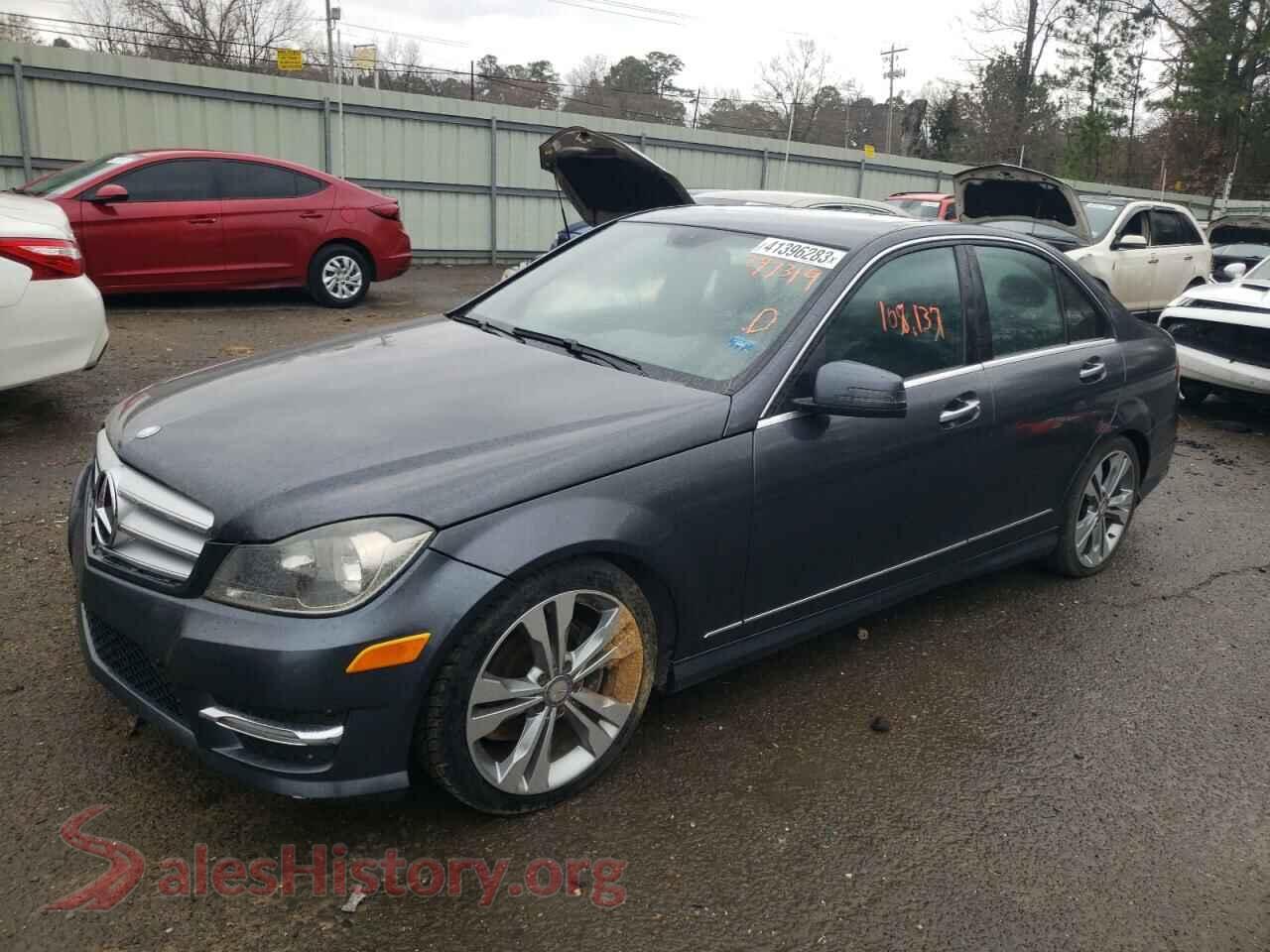 2013 MERCEDES-BENZ C-CLASS — VIN WDDGF4HB0DR297319