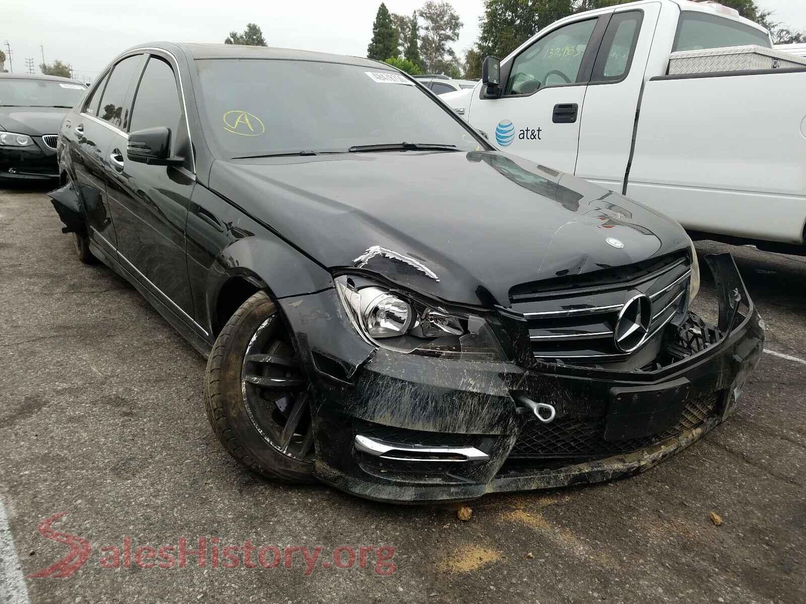 2014 MERCEDES-BENZ C CLASS — VIN WDDGF4HB0EG214355