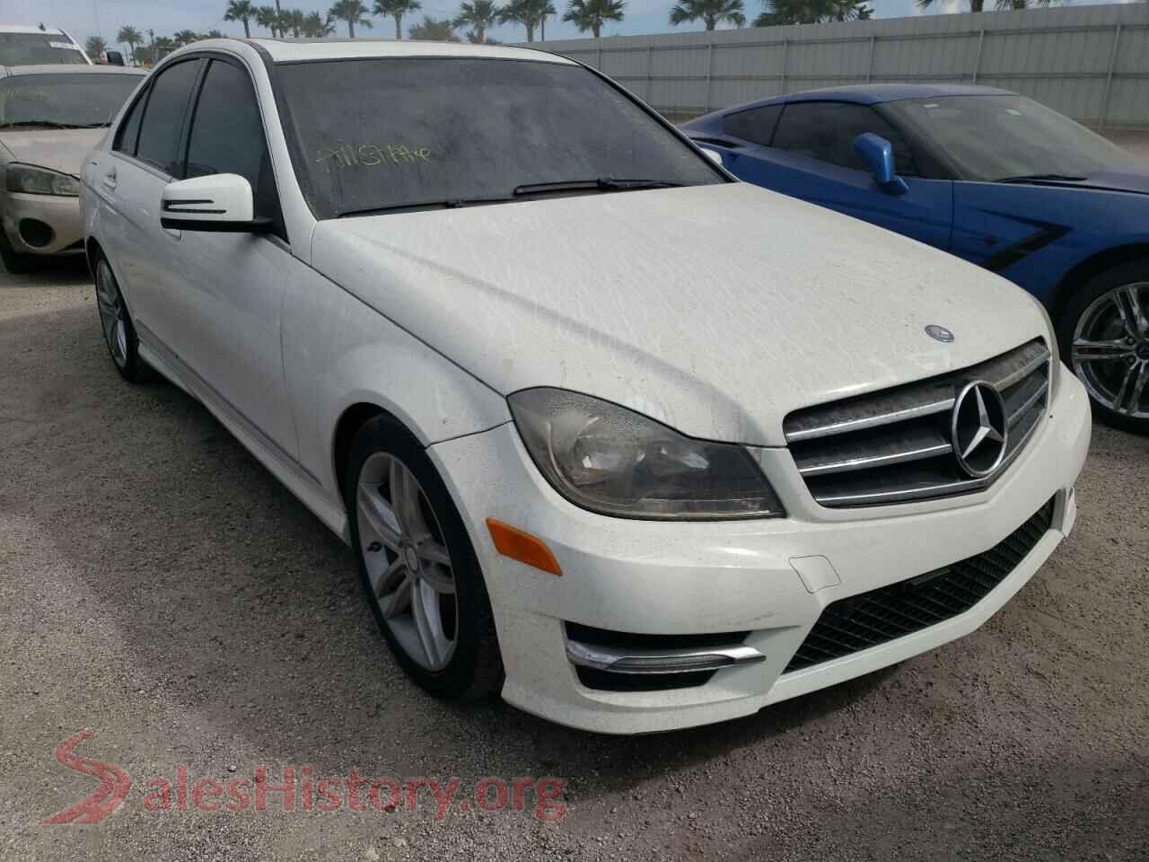 2013 MERCEDES-BENZ C-CLASS — VIN WDDGF4HB1DA770465