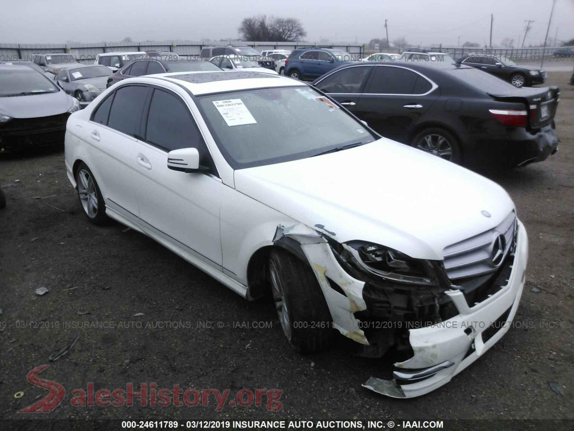 2013 MERCEDES-BENZ C — VIN WDDGF4HB1DR285969