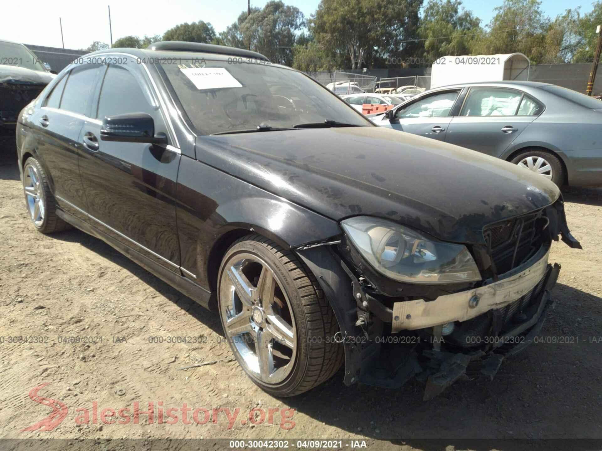 2014 MERCEDES-BENZ C-CLASS — VIN WDDGF4HB5EG200550