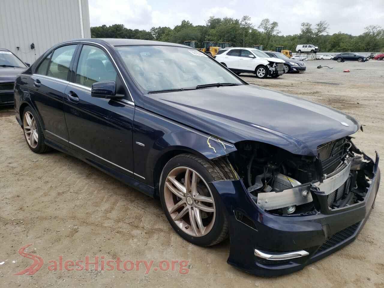 2012 MERCEDES-BENZ C-CLASS — VIN WDDGF4HB7CR234717