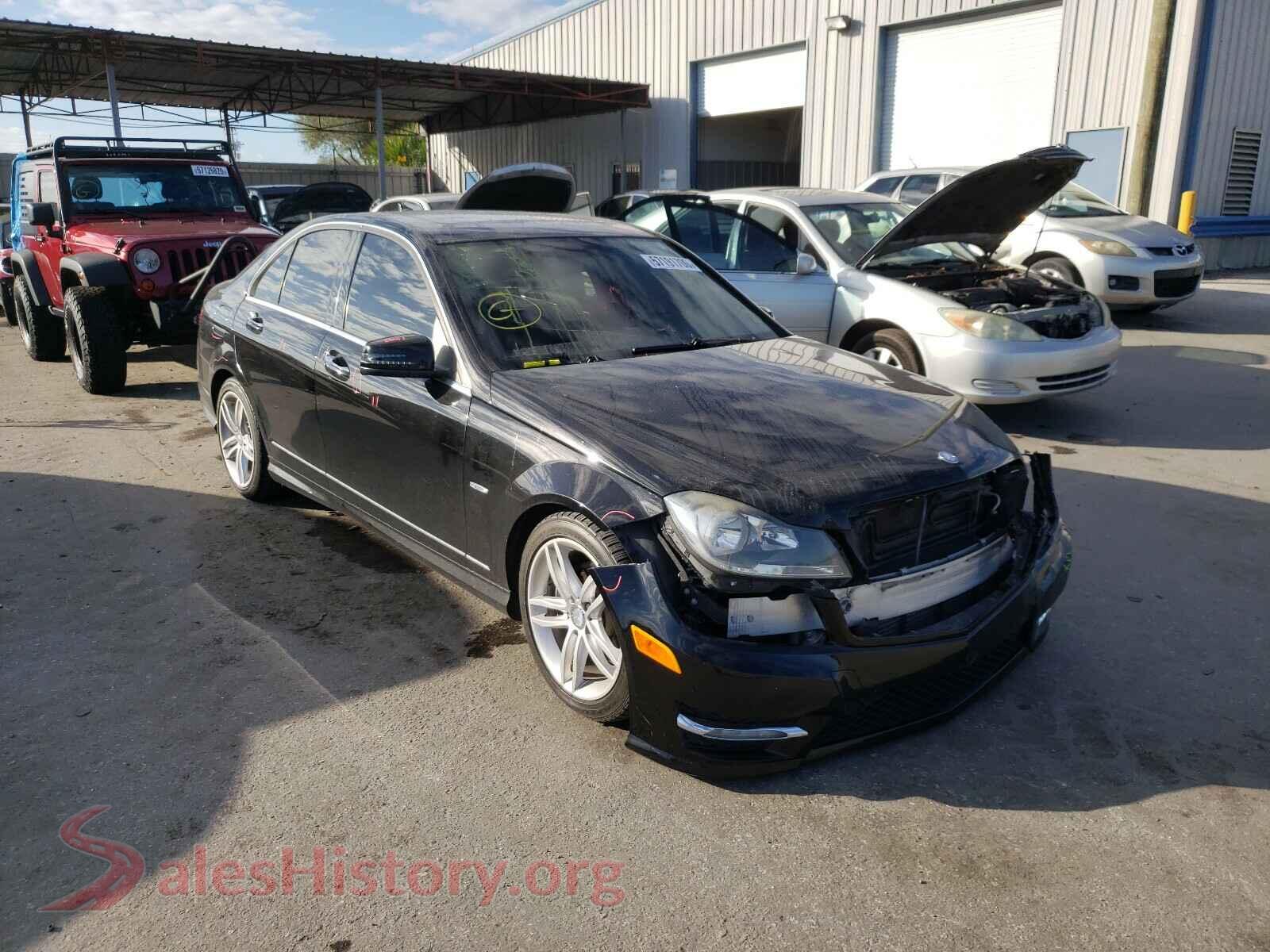 2012 MERCEDES-BENZ C CLASS — VIN WDDGF4HB9CR201735