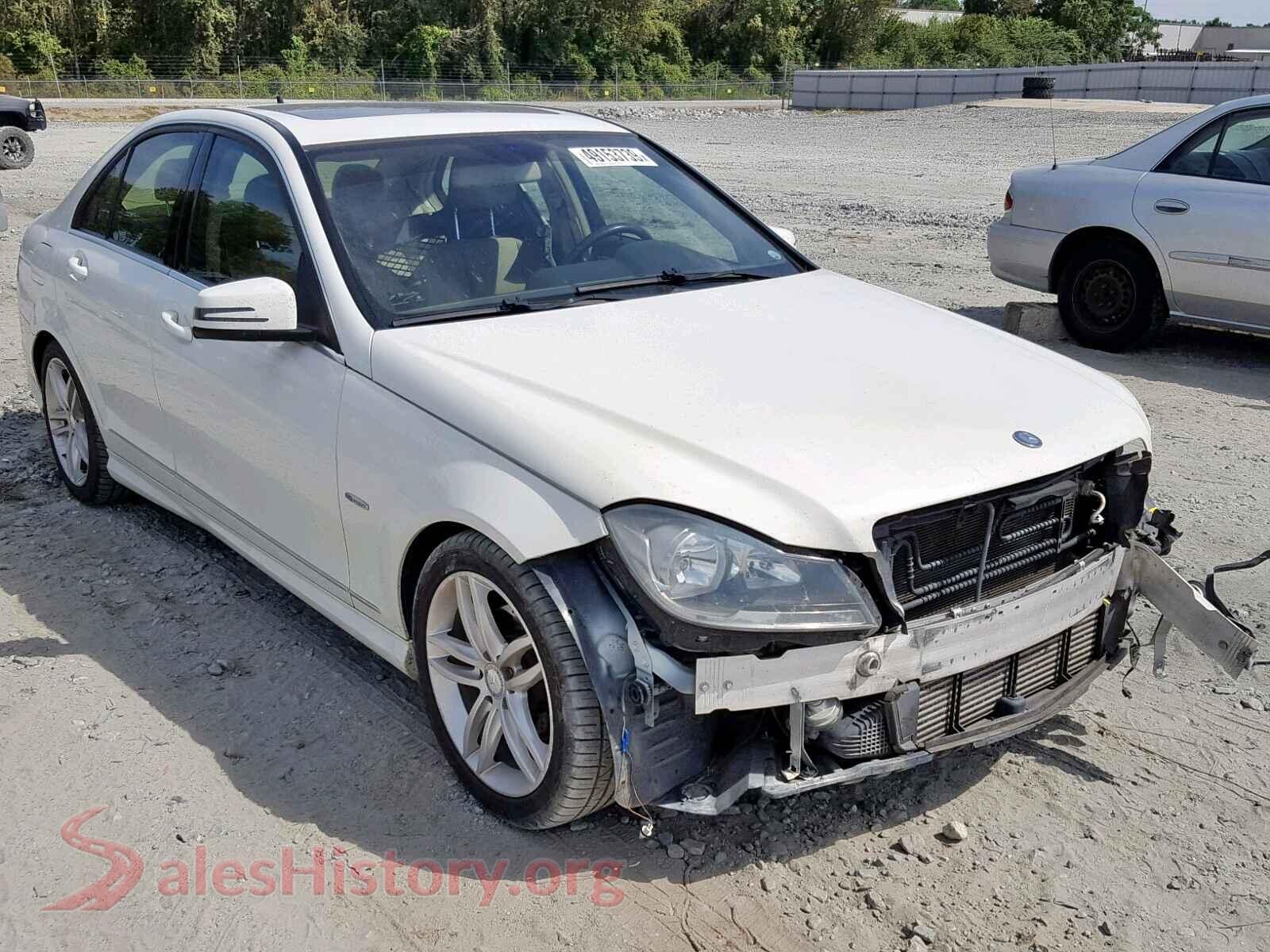 2012 MERCEDES-BENZ C 250 — VIN WDDGF4HB9CR231897