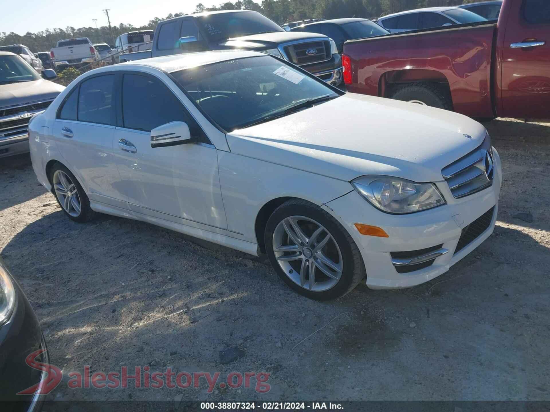 2014 MERCEDES-BENZ C — VIN WDDGF4HB9EA964310