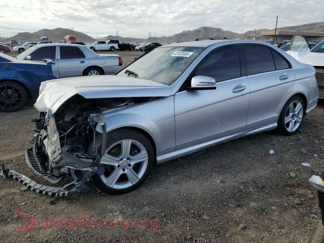 2013 MERCEDES-BENZ C-CLASS — VIN WDDGF4HBXDA860553