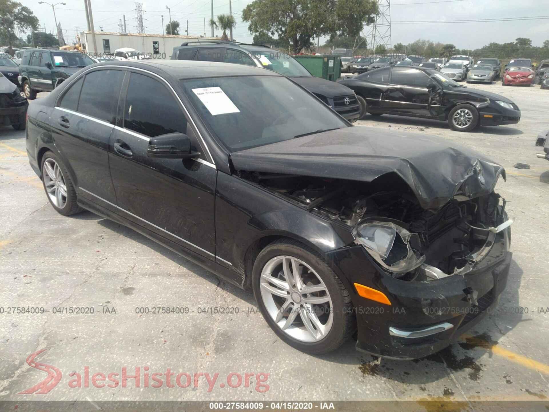 2014 MERCEDES-BENZ C — VIN WDDGF4HBXEA941067