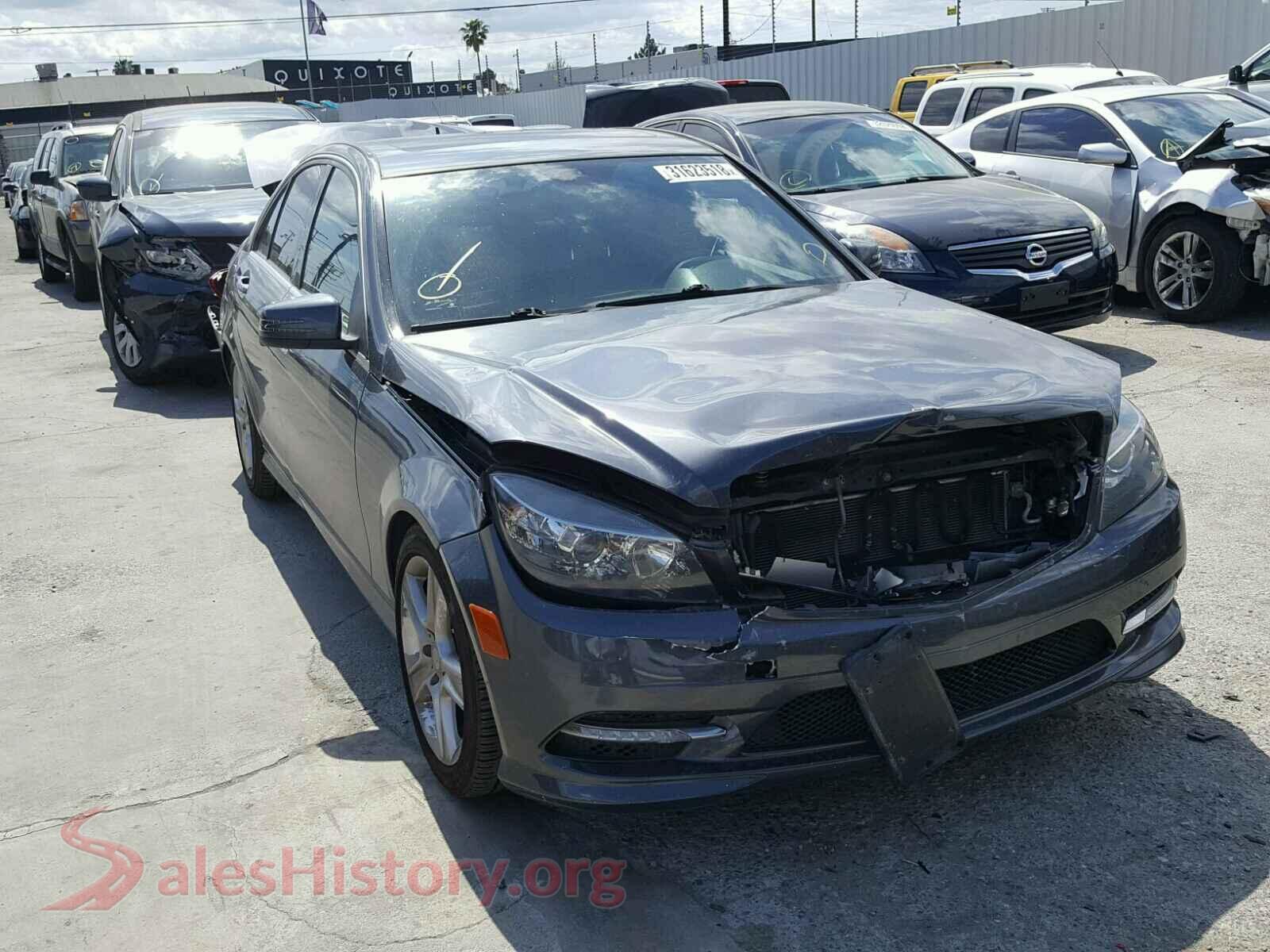 2011 MERCEDES-BENZ C300 — VIN WDDGF5EB0BR168309