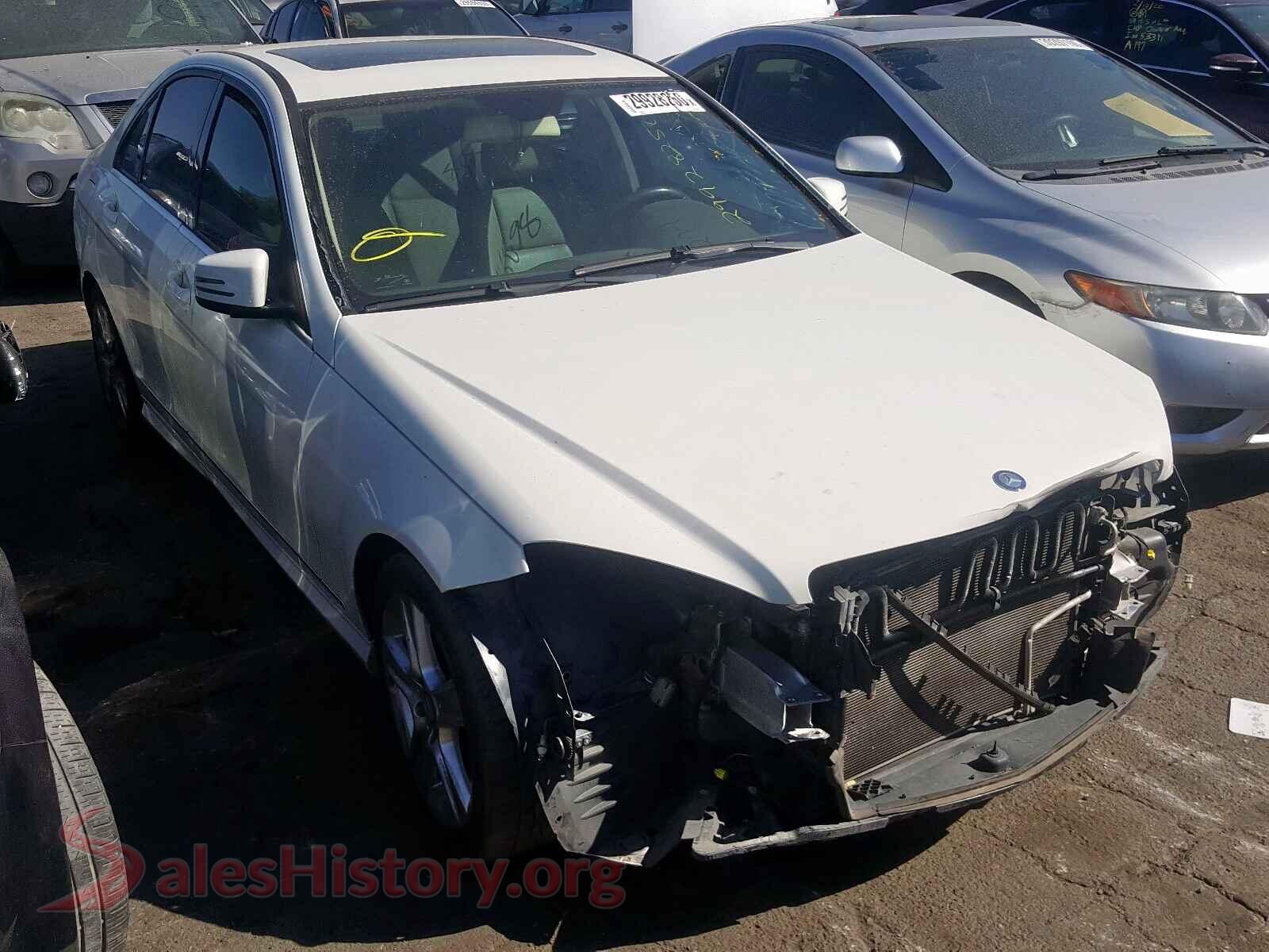 2011 MERCEDES-BENZ C CLASS — VIN WDDGF5EB1BA511174