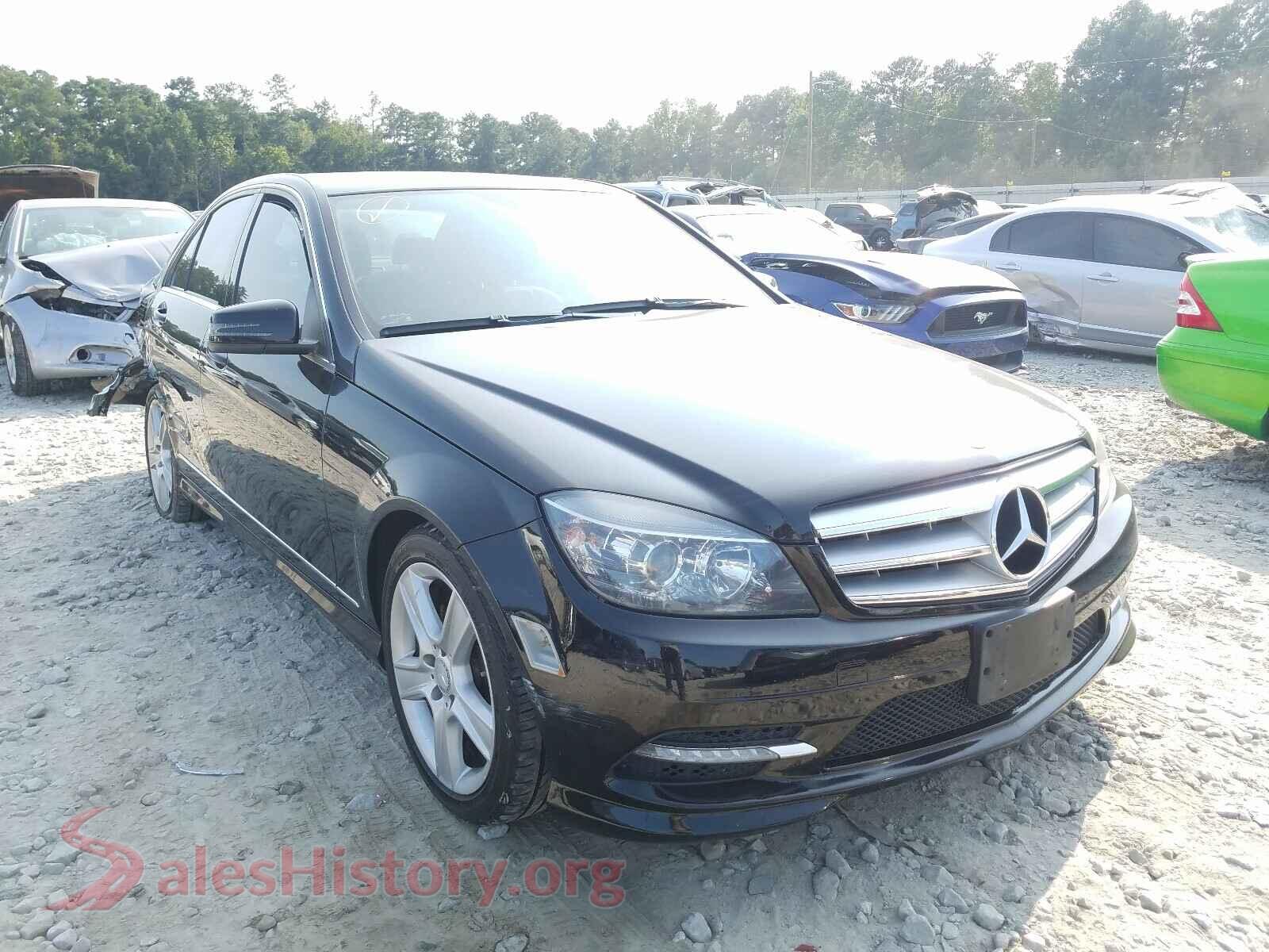 2011 MERCEDES-BENZ C CLASS — VIN WDDGF5EBXBA517667