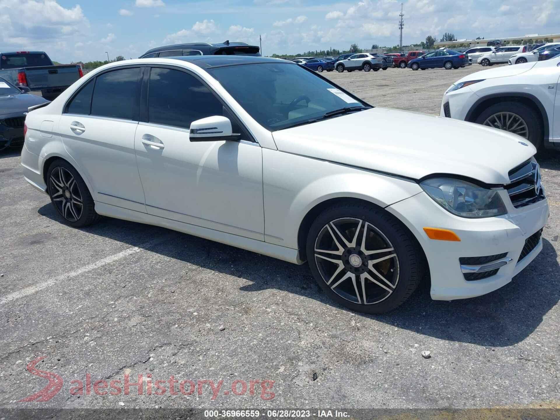 2014 MERCEDES-BENZ C-CLASS — VIN WDDGF5HB0EA955386