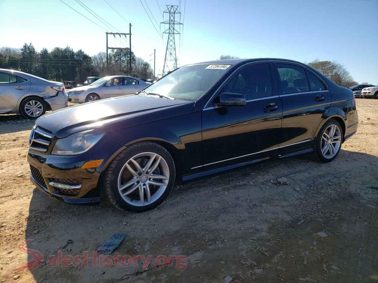 2014 MERCEDES-BENZ C-CLASS — VIN WDDGF8AB2EA933806