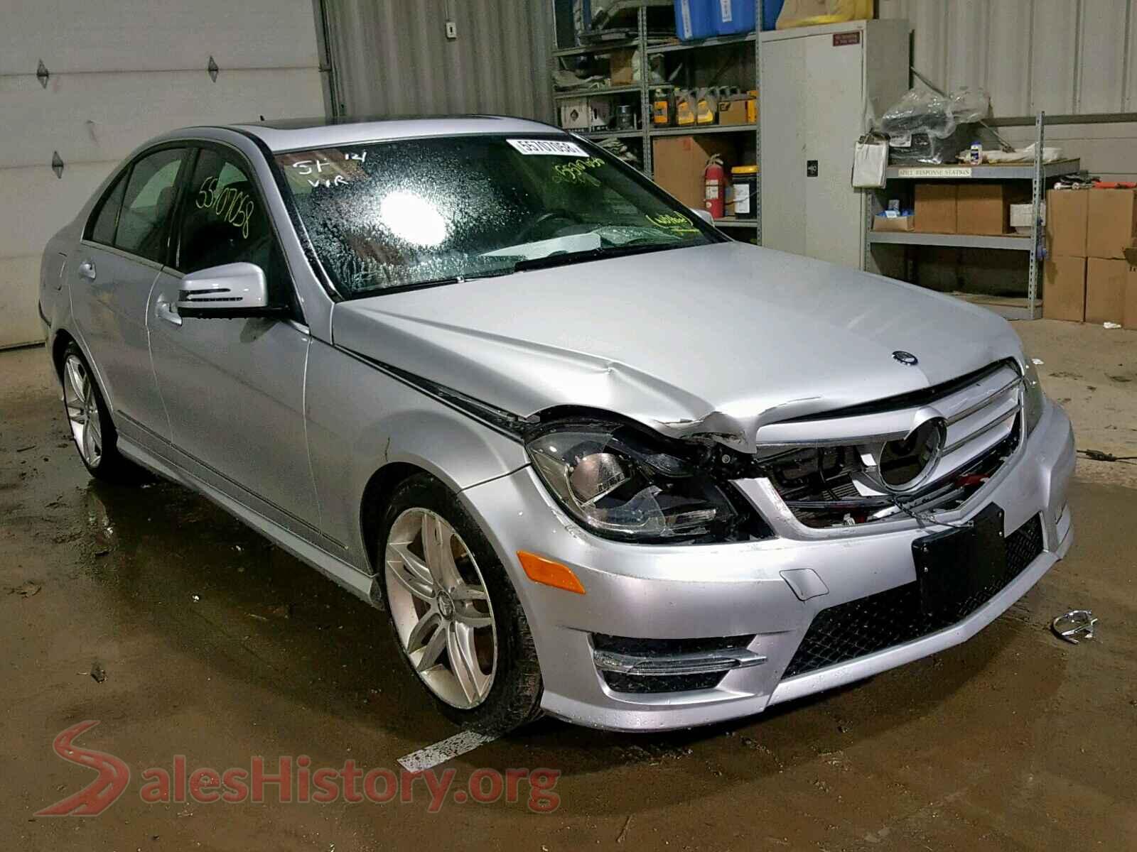 2013 MERCEDES-BENZ C CLASS — VIN WDDGF8AB7DA817080