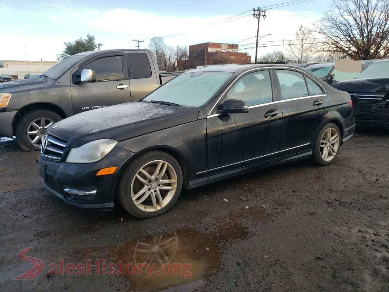 2014 MERCEDES-BENZ C-CLASS — VIN WDDGF8AB9EA948500