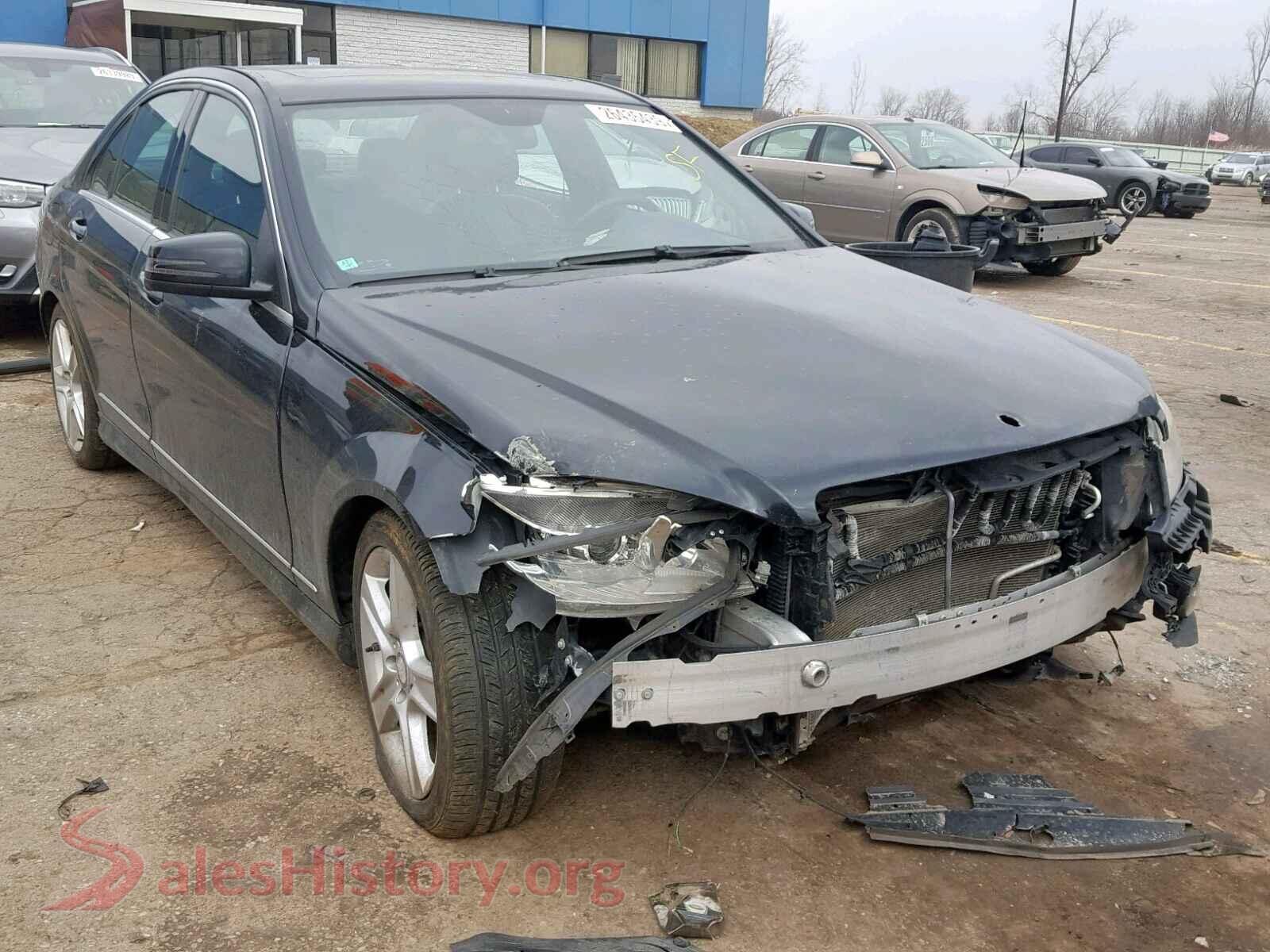 2010 MERCEDES-BENZ C CLASS — VIN WDDGF8BB5AR115643