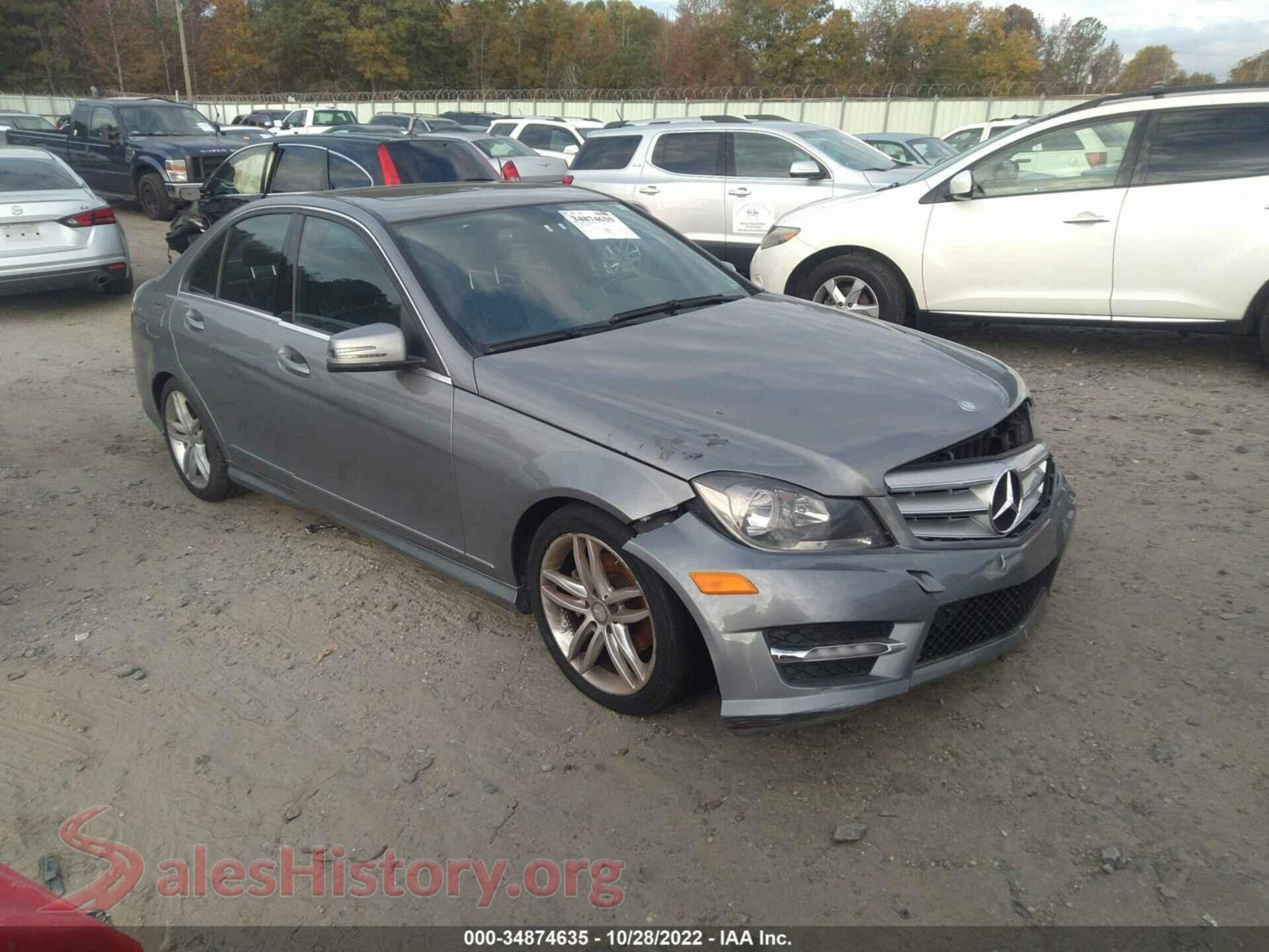 2012 MERCEDES-BENZ C-CLASS — VIN WDDGF8BBXCR194648
