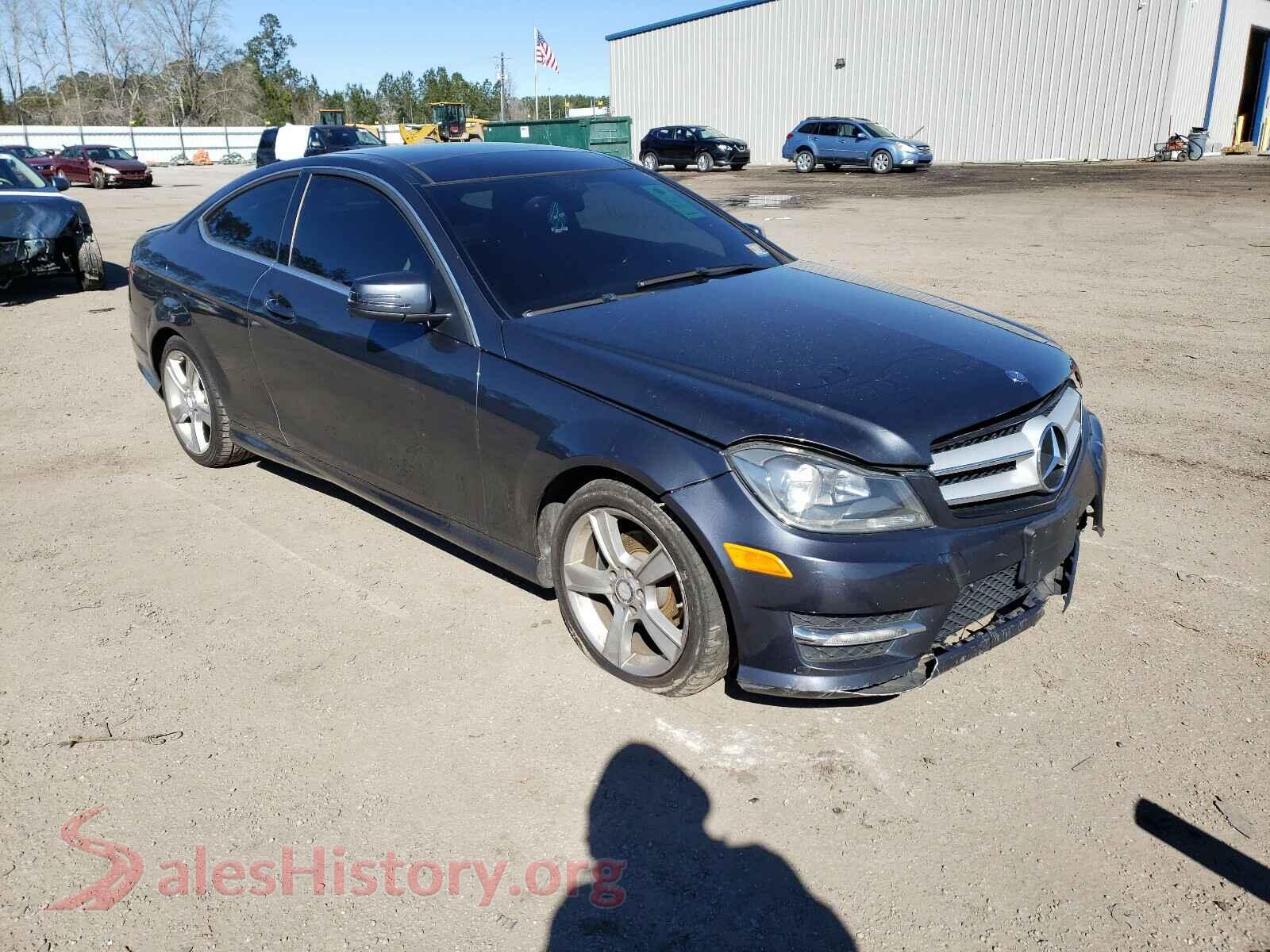 2013 MERCEDES-BENZ C CLASS — VIN WDDGJ4HB0DG004805