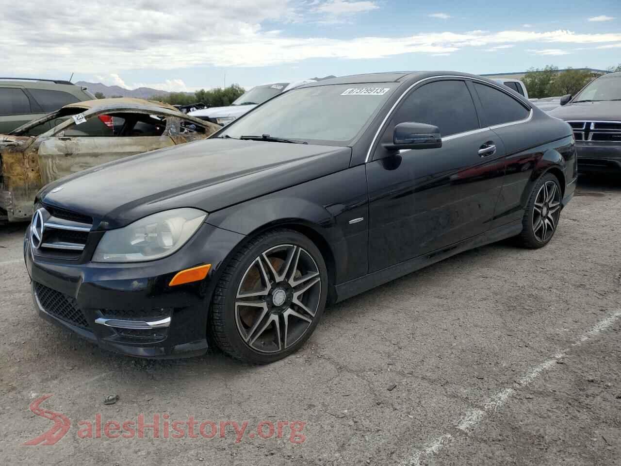 2014 MERCEDES-BENZ C-CLASS — VIN WDDGJ4HB2EG190414