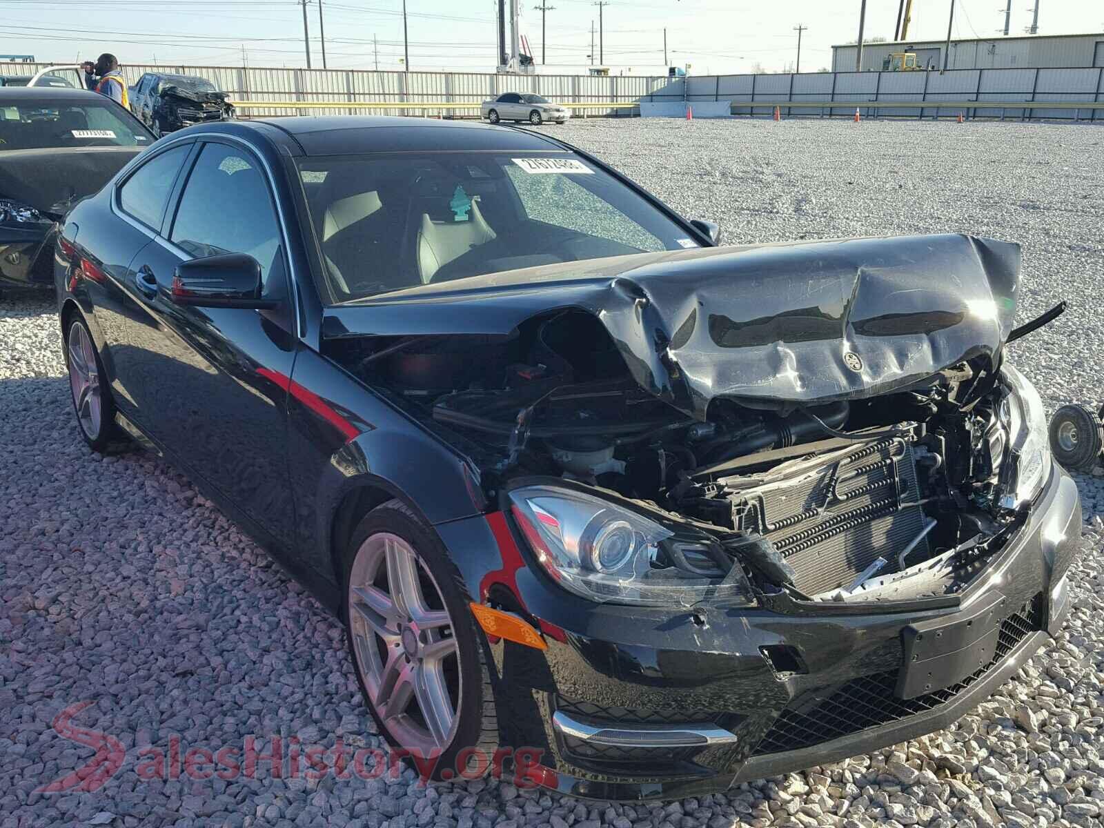 2015 MERCEDES-BENZ C 250 — VIN WDDGJ4HB2FG367495