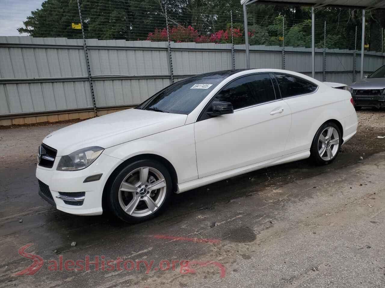 2014 MERCEDES-BENZ C-CLASS — VIN WDDGJ4HB3EG177980