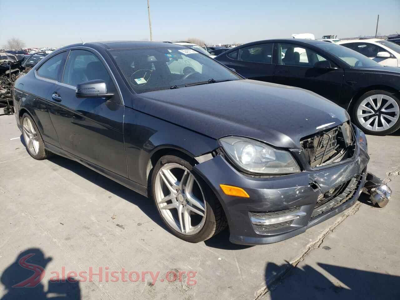 2013 MERCEDES-BENZ C-CLASS — VIN WDDGJ4HB5DF980424