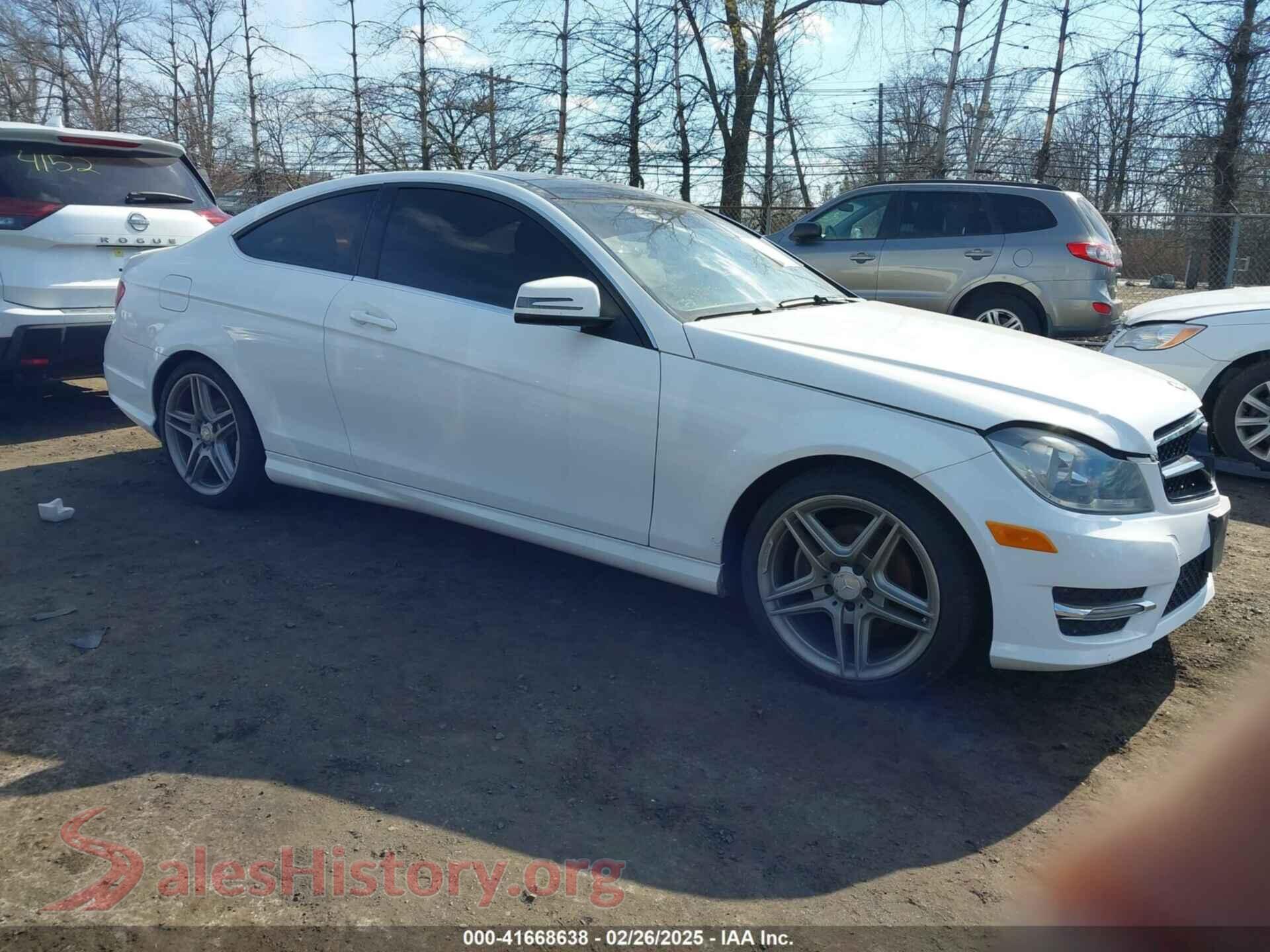 2014 MERCEDES-BENZ C 250 — VIN WDDGJ4HB6EG286448