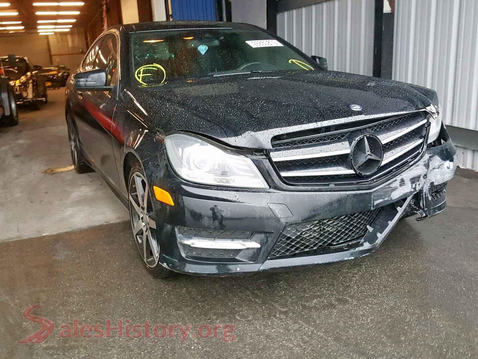 2015 MERCEDES-BENZ C 250 — VIN WDDGJ4HB6FG364521