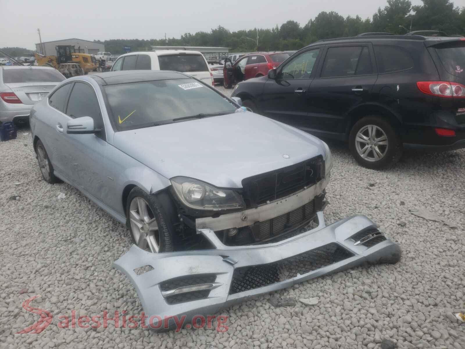 2013 MERCEDES-BENZ C-CLASS — VIN WDDGJ4HB8DF990994