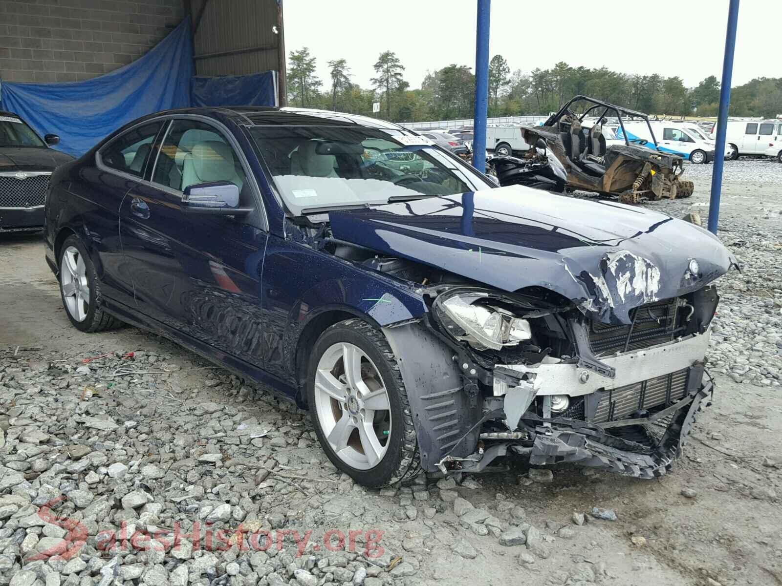 2013 MERCEDES-BENZ C CLASS — VIN WDDGJ4HB9DG020288