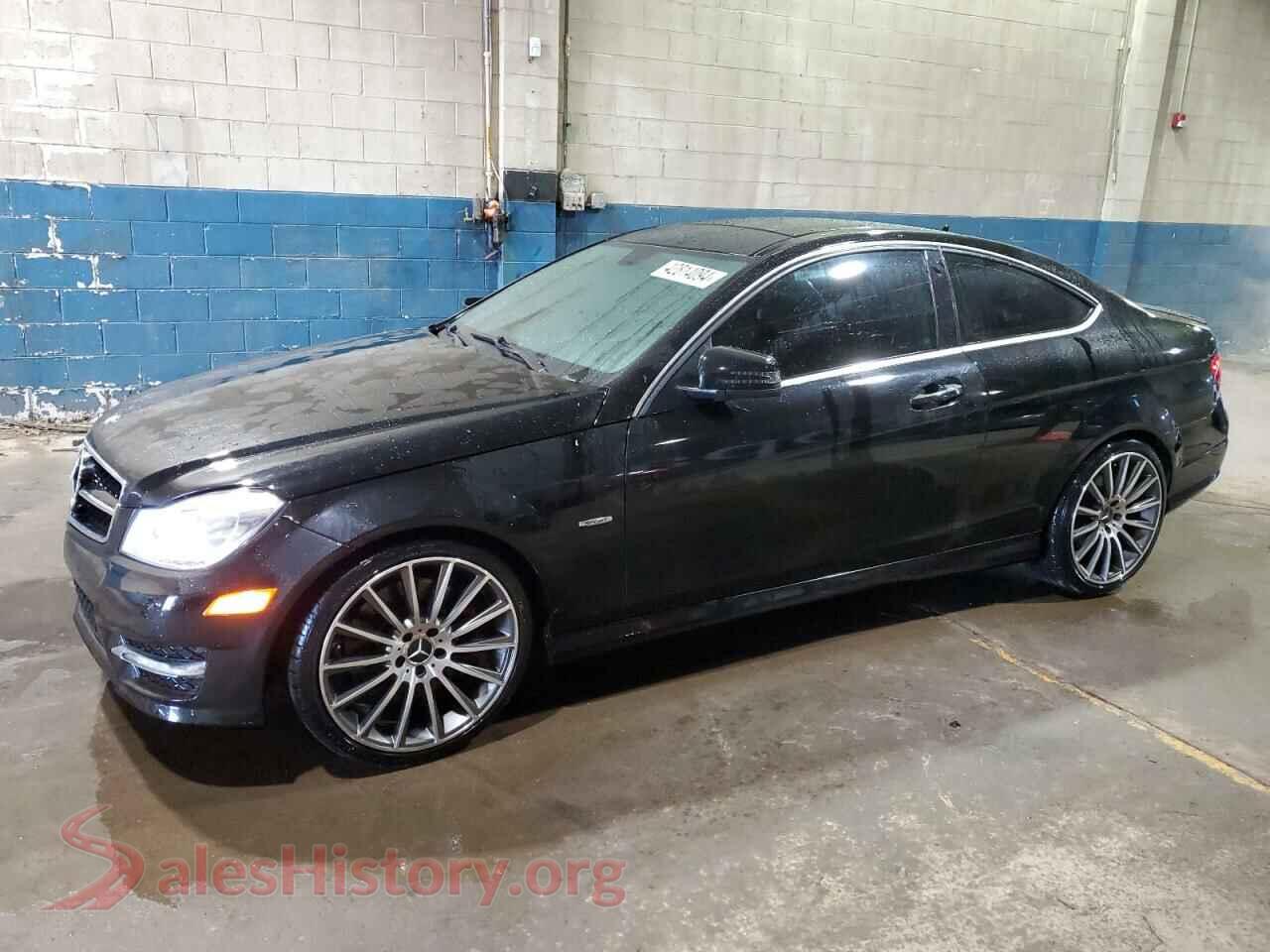 2013 MERCEDES-BENZ C-CLASS — VIN WDDGJ4HBXDG069953