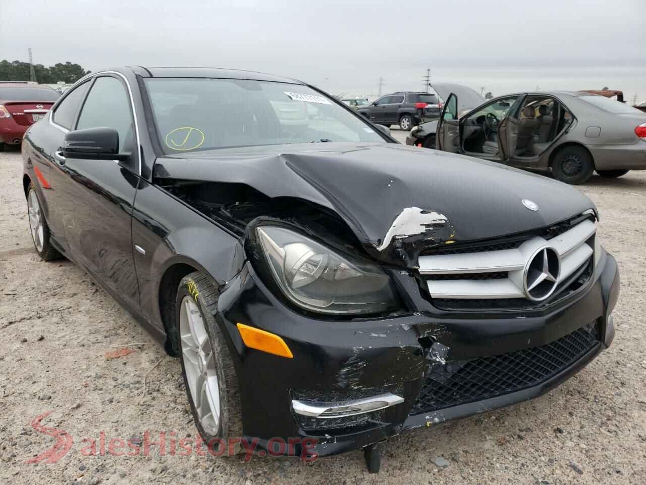 2012 MERCEDES-BENZ C-CLASS — VIN WDDGJ5HB7CF793366